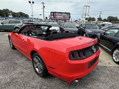 2013 Ford Mustang V6