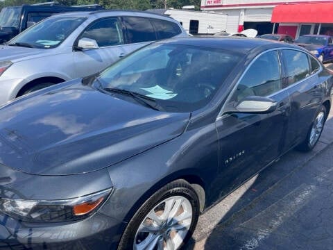 2018 Chevrolet Malibu for sale at LAKE CITY AUTO SALES in Forest Park GA