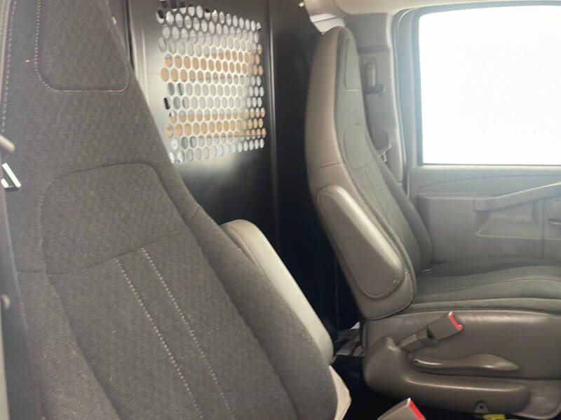 2024 GMC Savana 2500