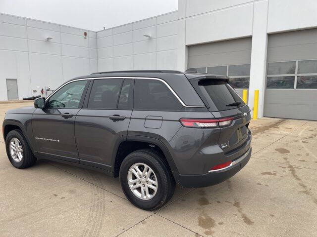 2024 Jeep Grand Cherokee Laredo