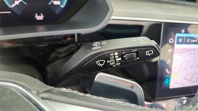 2024 Audi Q8 e-tron quattro Premium