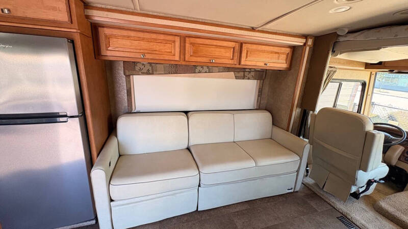2015 Winnebago Vista