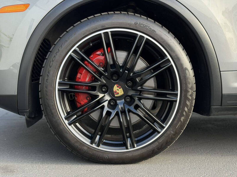 2017 Porsche Cayenne Turbo