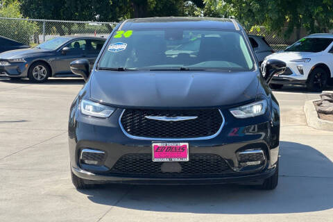 2024 Chrysler Pacifica Plug-In Hybrid Select