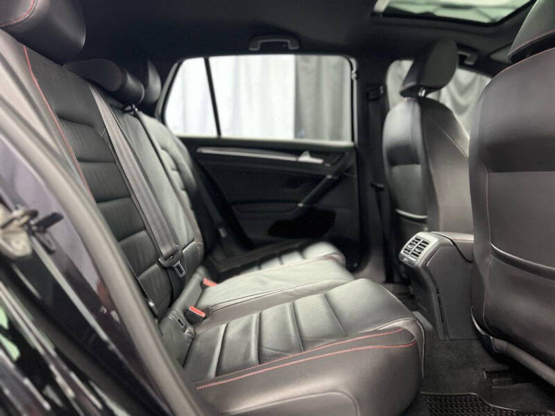 2015 Volkswagen Golf GTI Autobahn