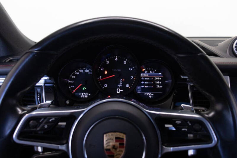 2018 Porsche Macan
