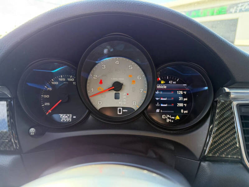 2015 Porsche Macan S