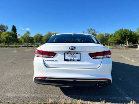 2016 Kia Optima LX
