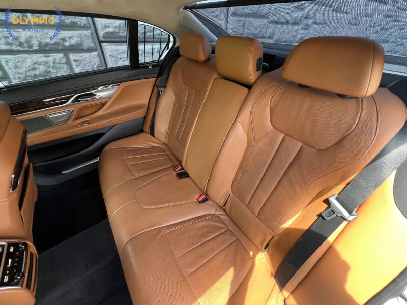 2016 BMW 7 Series 740i