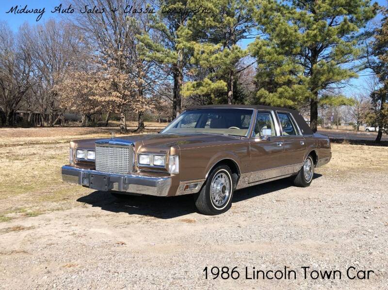 1986 Lincoln Town Car for sale at MIDWAY AUTO SALES & CLASSIC CARS INC in Fort Smith AR
