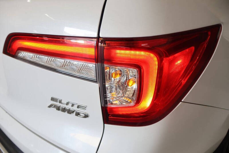 2022 Honda Pilot Elite