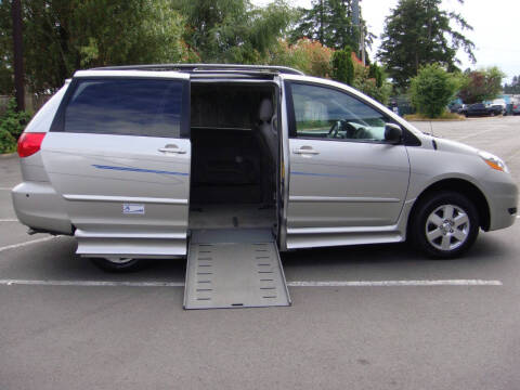 2008 Toyota Sienna LE 7-Passenger