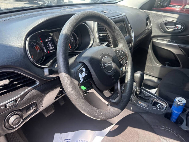 2019 Jeep Cherokee Latitude