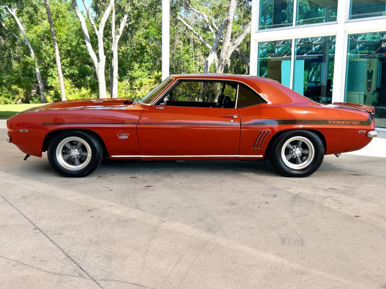1969 Chevrolet Camaro 11