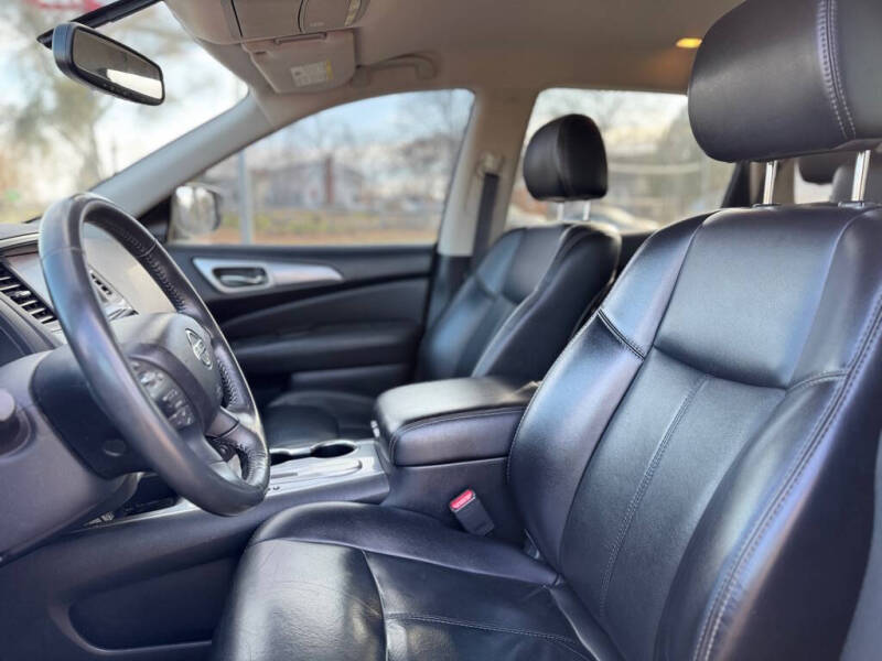 2018 Nissan Pathfinder S