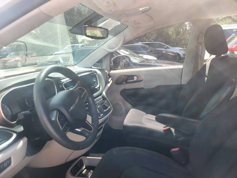 2017 Chrysler Pacifica Touring