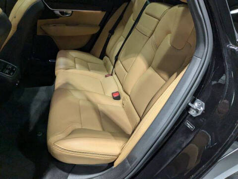 2018 Volvo V90 Cross Country T5