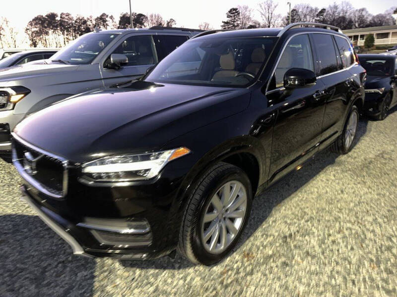 2019 Volvo XC90 T6 Momentum