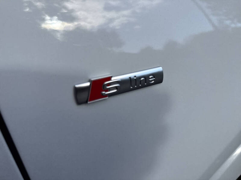 2016 Audi Q3 2.0T quattro Prestige