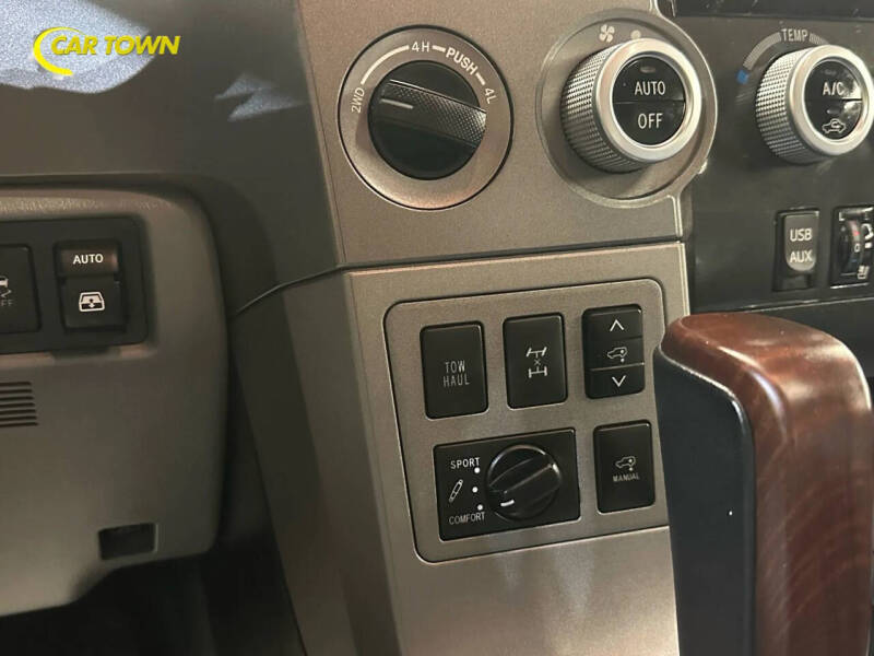 2017 Toyota Sequoia Platinum