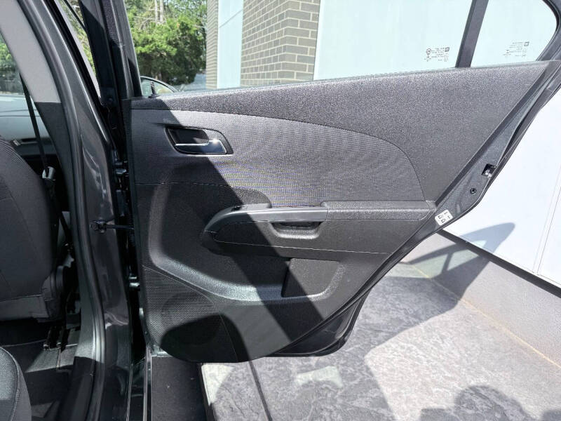 2017 Chevrolet Sonic LT Auto