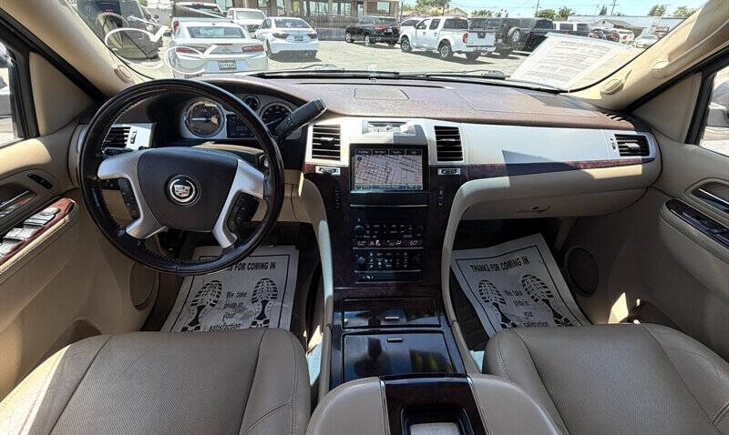 2012 Cadillac Escalade Luxury