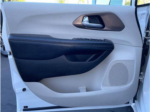 2018 Chrysler Pacifica Touring L