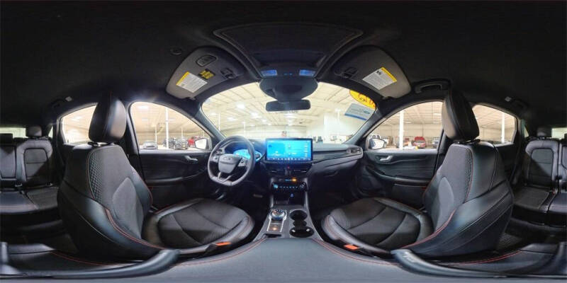 2023 Ford Escape ST-Line Elite