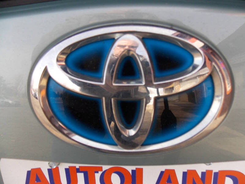 2014 Toyota Prius Three