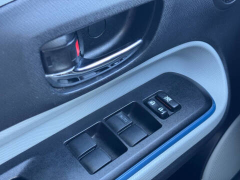 2012 Toyota Prius c Three