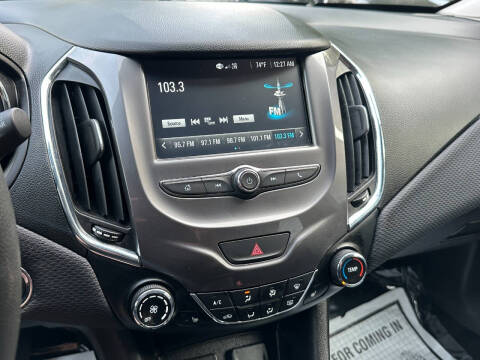 2018 Chevrolet Cruze LT Auto