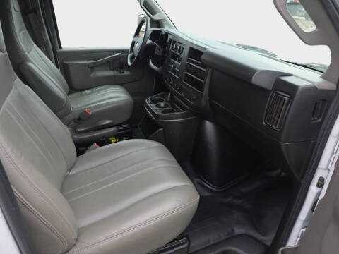 2018 Chevrolet Express 2500