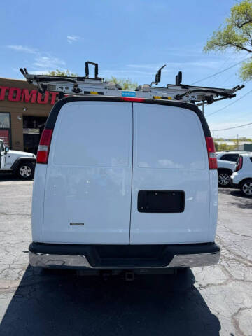 2016 Chevrolet Express 2500