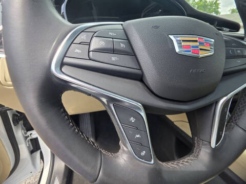 2018 Cadillac XT5 Premium Luxury