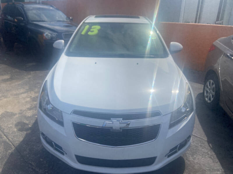 2013 Chevrolet Cruze Limited for sale at Versalles Auto Sales in Hialeah FL