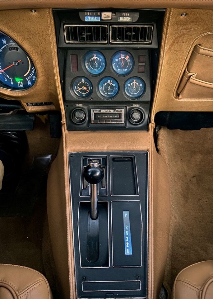 1974 Chevrolet Corvette 30