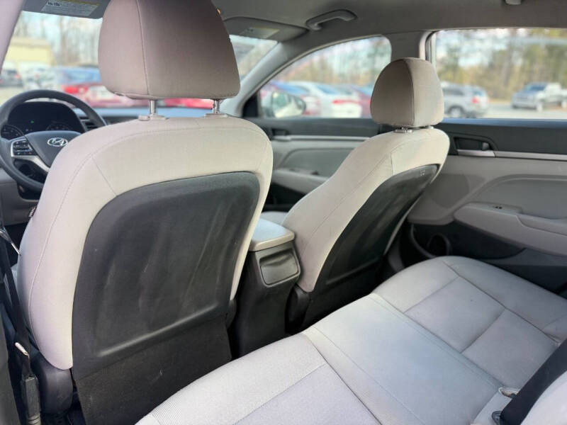 2018 Hyundai Elantra SEL