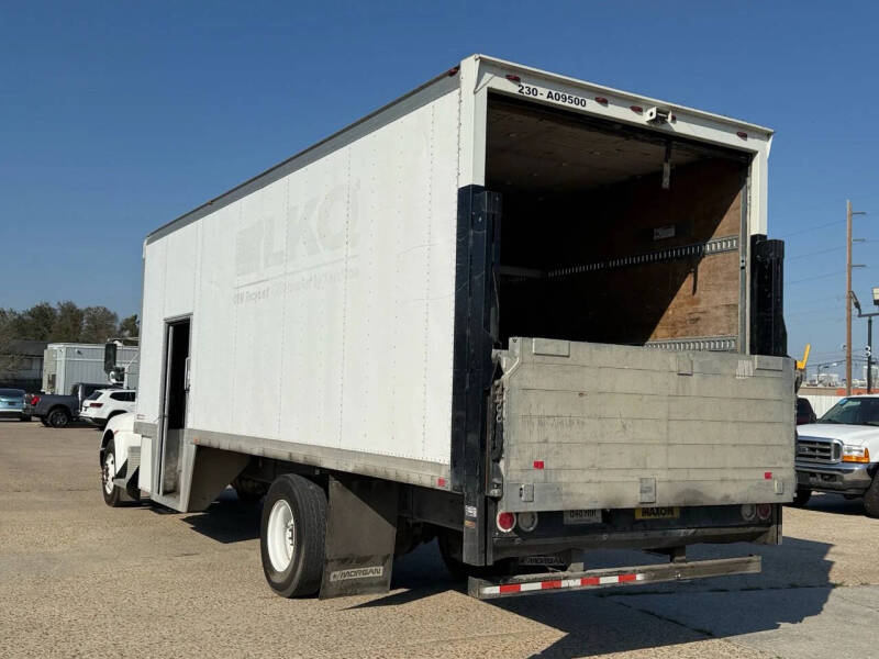 2020 Kenworth T270
