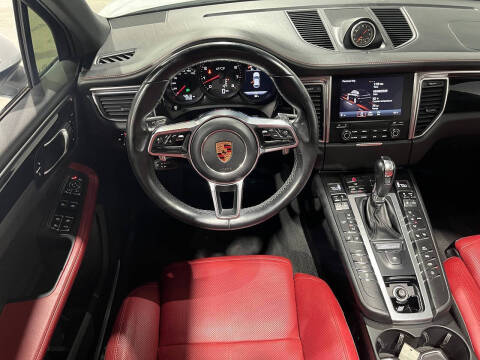 2018 Porsche Macan GTS