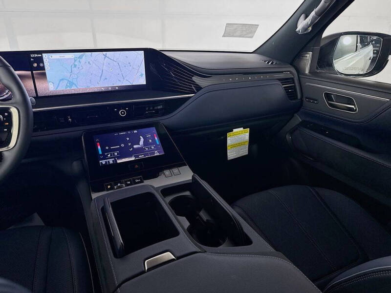 2026 Infiniti QX80 Sport