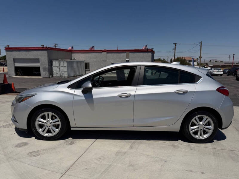 2017 Chevrolet Cruze LT Auto