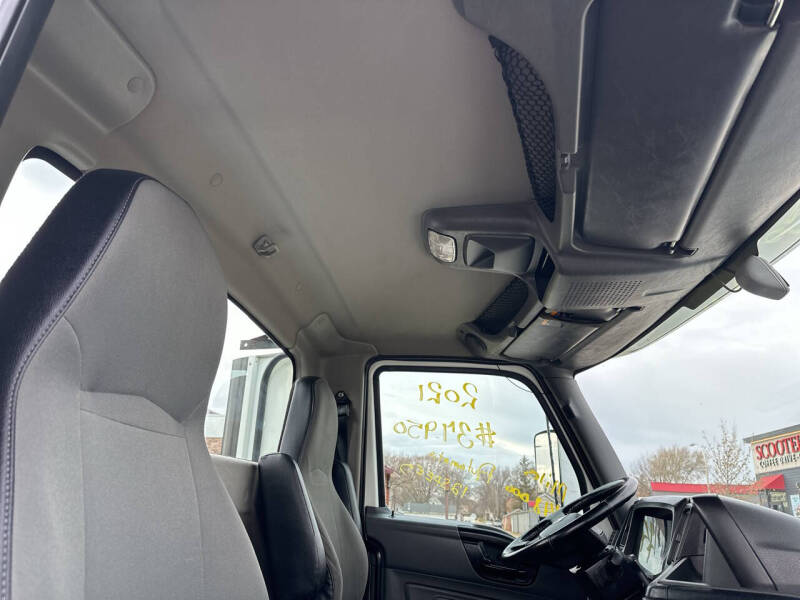 2021 International RH613