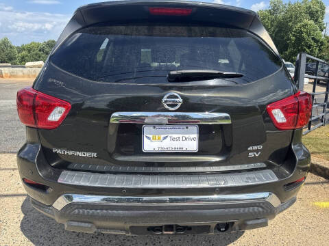 2017 Nissan Pathfinder SV
