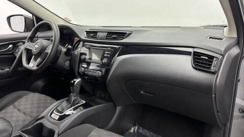 2017 Nissan Rogue Sport SV