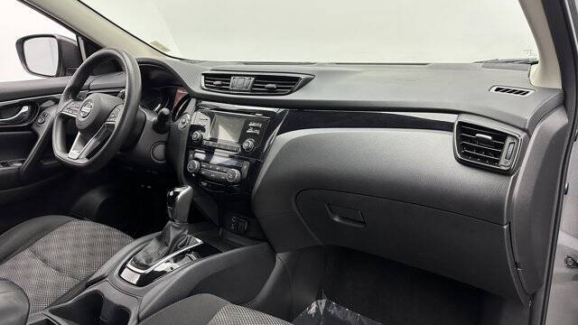 2017 Nissan Rogue Sport SV