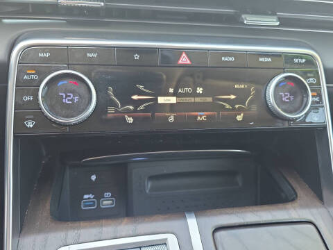 2024 Genesis GV80 2.5T