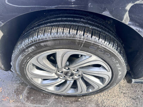 2023 Lincoln Navigator L Standard