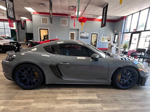 2023 Porsche 718 Cayman GT4 RS