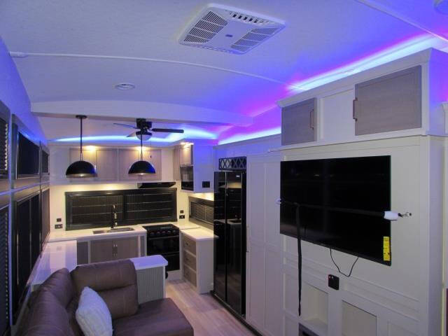 2025 Forest River F320 VIEW