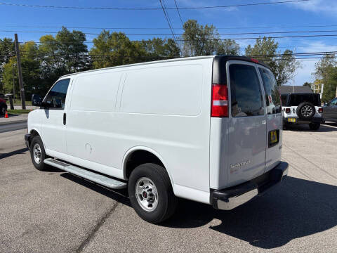 2024 GMC Savana 2500